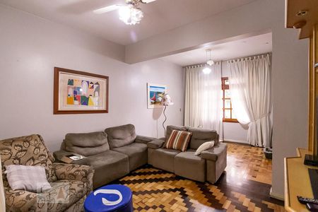 Sala de casa à venda com 4 quartos, 180m² em Cristal, Porto Alegre