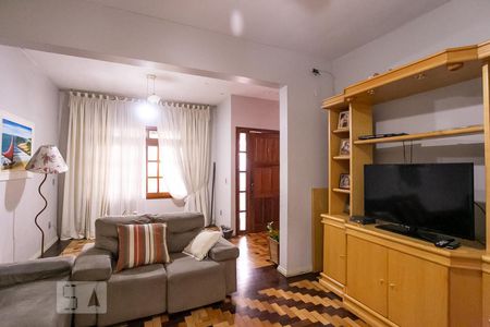 Sala de casa à venda com 4 quartos, 180m² em Cristal, Porto Alegre