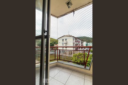 Detalhe Varanda da Sala de apartamento para alugar com 2 quartos, 60m² em Jardim Sulacap, Rio de Janeiro