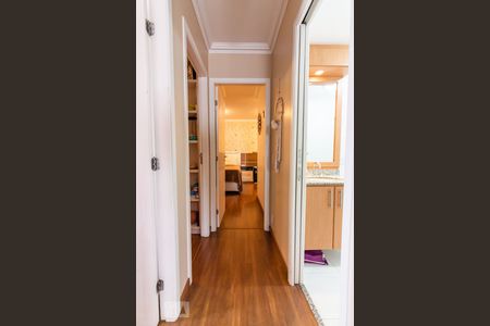 Apartamento à venda com 80m², 3 quartos e 2 vagas Apartamento à venda com 80m², 3 quartos e 2 vagasCorredor