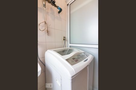 Apartamento à venda com 80m², 3 quartos e 2 vagas Apartamento à venda com 80m², 3 quartos e 2 vagasÁrea de Serviço