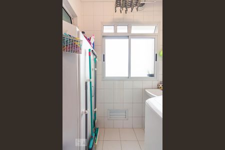 Apartamento à venda com 80m², 3 quartos e 2 vagas Apartamento à venda com 80m², 3 quartos e 2 vagasÁrea de Serviço