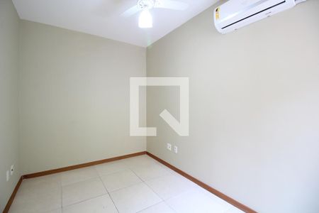 Quarto 1 de casa de condomínio à venda com 3 quartos, 87m² em Anil, Rio de Janeiro