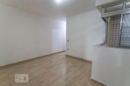 Sala de apartamento para alugar com 2 quartos, 70m² em Vila Romana, São Paulo