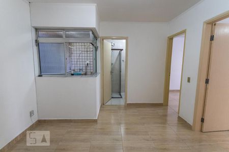 Sala de apartamento para alugar com 2 quartos, 70m² em Vila Romana, São Paulo