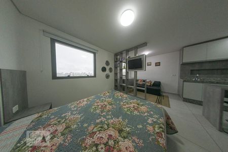 Quarto de kitnet/studio para alugar com 1 quarto, 30m² em Centro, Curitiba