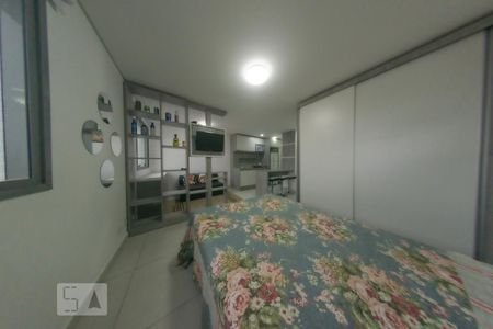 Quarto de kitnet/studio para alugar com 1 quarto, 30m² em Centro, Curitiba