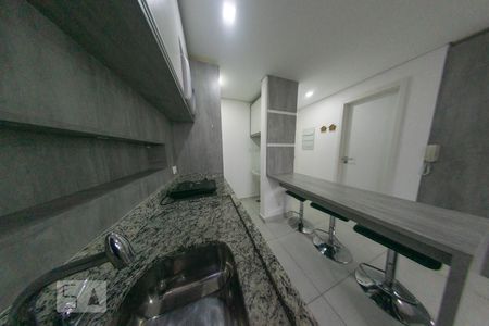 Cozinha de kitnet/studio para alugar com 1 quarto, 30m² em Centro, Curitiba