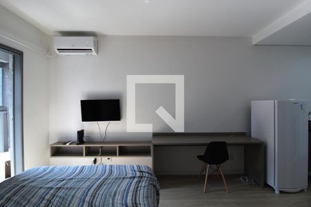 Sala/Quarto de kitnet/studio para alugar com 1 quarto, 24m² em Indianópolis, São Paulo