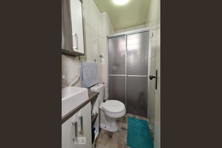 Banheiro de apartamento à venda com 2 quartos, 57m² em São Miguel, São Leopoldo