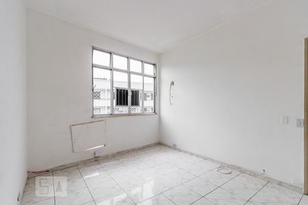 Quarto de apartamento para alugar com 1 quarto, 45m² em Jardim Carioca, Rio de Janeiro