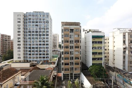 Quarto 1 Vista de apartamento para alugar com 2 quartos, 70m² em Tijuca, Rio de Janeiro
