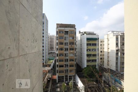 Sala Vista de apartamento para alugar com 2 quartos, 70m² em Tijuca, Rio de Janeiro