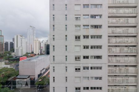 Vista Quarto 2 de apartamento para alugar com 3 quartos, 91m² em Vila Nova Conceição, São Paulo