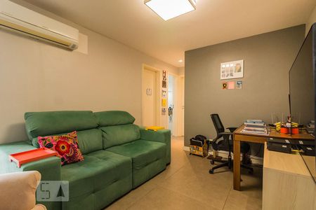 Sala de apartamento para alugar com 2 quartos, 60m² em Cristal, Porto Alegre