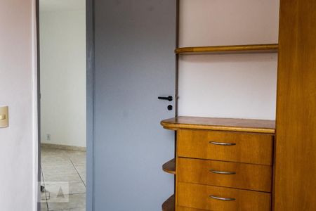 Quarto 1 de apartamento para alugar com 2 quartos, 49m² em Campinho, Rio de Janeiro