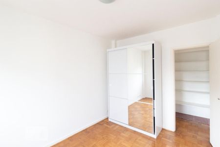 Quarto de apartamento à venda com 2 quartos, 84m² em Cerqueira César, São Paulo