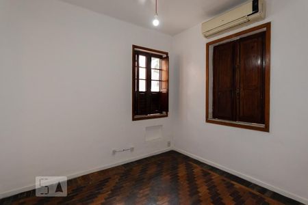 Sala de casa à venda com 4 quartos, 180m² em São Cristóvão, Rio de Janeiro