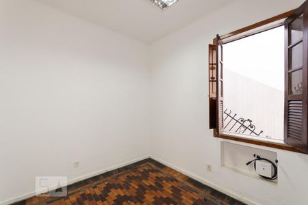 Quarto 2 de casa à venda com 4 quartos, 180m² em São Cristóvão, Rio de Janeiro