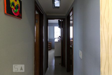 Corredor de apartamento à venda com 2 quartos, 62m² em Vila Bertioga, São Paulo