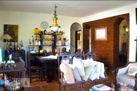 Sala de casa de condomínio para alugar com 3 quartos, 250m² em Pituaçu, Salvador