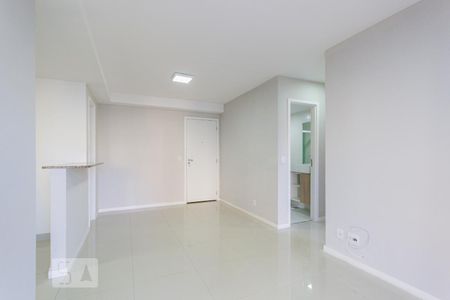 Sala de apartamento para alugar com 2 quartos, 65m² em Taquara, Rio de Janeiro