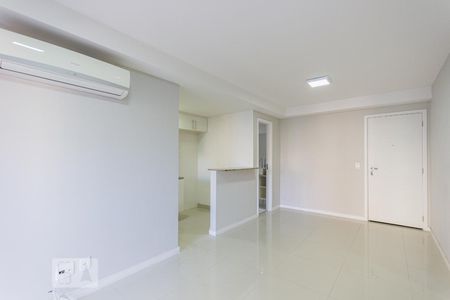 Sala de apartamento para alugar com 2 quartos, 65m² em Taquara, Rio de Janeiro