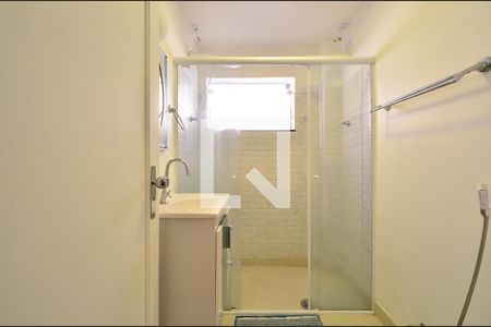 Banheiro de apartamento à venda com 1 quarto, 34m² em Vila Clementino, São Paulo