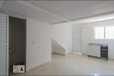 Sala de kitnet/studio para alugar com 1 quarto, 25m² em Santa Tereza, Porto Alegre