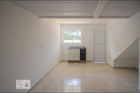 Sala de kitnet/studio para alugar com 1 quarto, 25m² em Santa Tereza, Porto Alegre