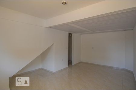 Sala de kitnet/studio para alugar com 1 quarto, 25m² em Santa Tereza, Porto Alegre