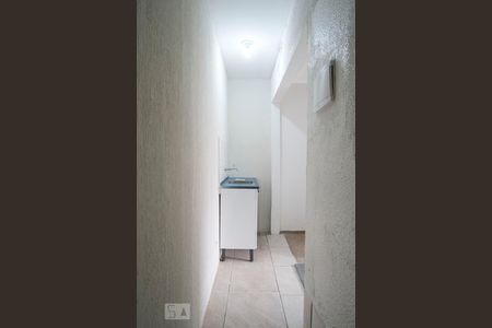 Cozinha de apartamento para alugar com 1 quarto, 25m² em Santa Tereza, Porto Alegre