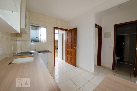 Cozinha de apartamento para alugar com 2 quartos, 85m² em São João do Rio Vermelho, Florianópolis