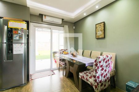 Sala de casa à venda com 3 quartos, 192m² em São José, Canoas