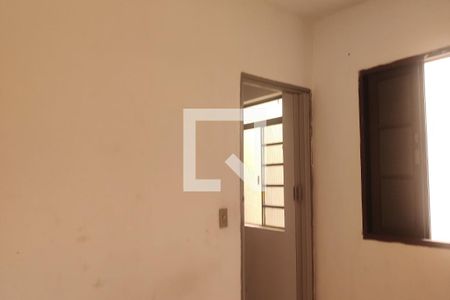 Quarto de casa para alugar com 1 quarto, 48m² em Vila União (zona Leste), São Paulo