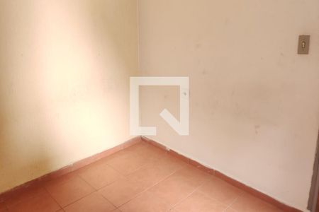 Quarto de casa para alugar com 1 quarto, 48m² em Vila União (zona Leste), São Paulo