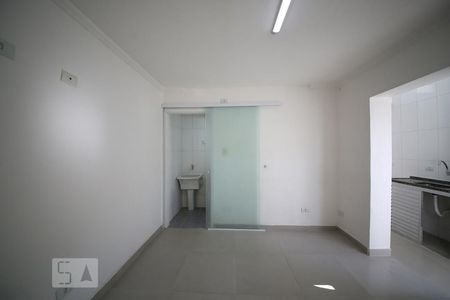 Sala  de kitnet/studio para alugar com 1 quarto, 27m² em Vila Cruzeiro, São Paulo