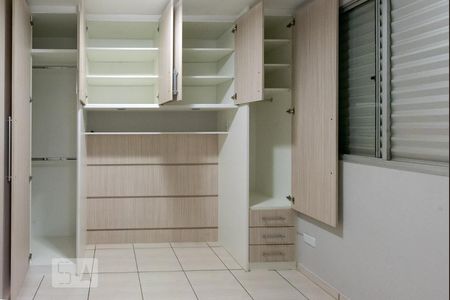 Suíte - Armários de apartamento à venda com 3 quartos, 63m² em Vila Industrial, Campinas