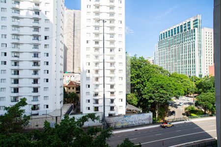 Vista da Sala de apartamento para alugar com 2 quartos, 52m² em Bela Vista, São Paulo