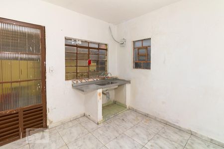 Cozinha de casa para alugar com 1 quarto, 35m² em Vila Constança, São Paulo