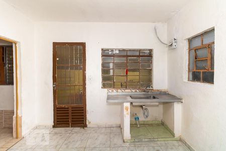 Cozinha de casa para alugar com 1 quarto, 35m² em Vila Constança, São Paulo