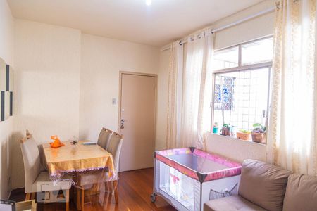 Sala de apartamento para alugar com 3 quartos, 90m² em Cruzeiro, Belo Horizonte