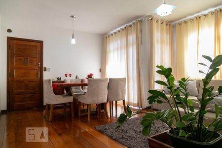 Sala de apartamento à venda com 3 quartos, 110m² em Pirajá, Belo Horizonte