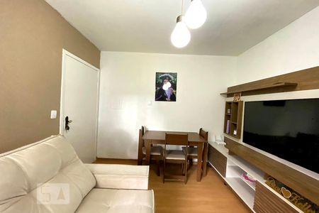 Sala de Estar de apartamento para alugar com 2 quartos, 60m² em Rio dos Sinos, São Leopoldo