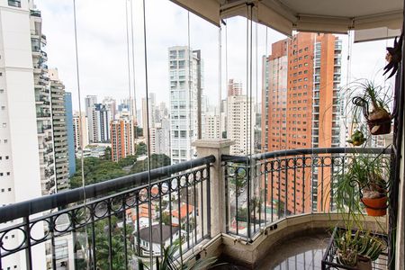 Varanda de apartamento à venda com 4 quartos, 227m² em Jardim Vila Mariana, São Paulo