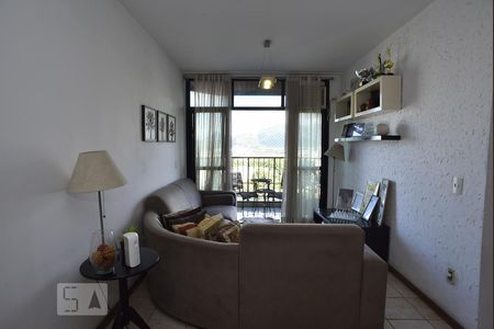 Sala de apartamento para alugar com 3 quartos, 92m² em Pechincha, Rio de Janeiro