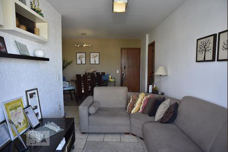 Sala de apartamento para alugar com 3 quartos, 92m² em Pechincha, Rio de Janeiro