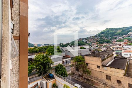 Sala vista de apartamento à venda com 2 quartos, 60m² em Centro, Niterói