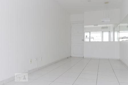 Sala de apartamento para alugar com 3 quartos, 75m² em Boa Viagem, Recife