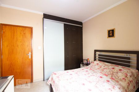 Suíte de casa à venda com 3 quartos, 240m² em Parque Santo Antônio, Guarulhos